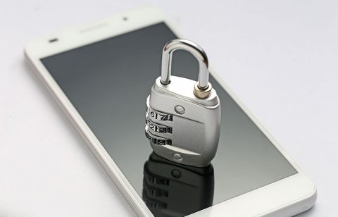 adulterar_informacion